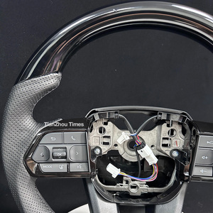 Volante de cuero y madera compatible con Toyota Hilux Gr Fortuner Camry Supra MK5 A90 79 Series Corolla <span class=keywords><strong>GT</strong></span> <span class=keywords><strong>86</strong></span> Lc300 Mark X - Product Image 2