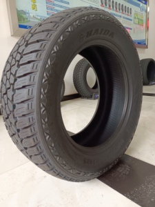 Pneus de voiture PCR neufs et élégants en promotion, importés en conteneur, pneus de voiture d'occasion 235/55R19 pour petites voitures, Chine, personnalisables - Product Image 5