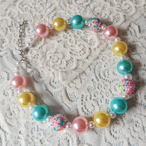 Collar de cuentas acrílicas de diamantes de imitación coloridas, cadena para perros con cuentas de <span class=keywords><strong>chicle</strong></span>, joyería para mascotas, accesorios de collar para gatos y perros con cuentas de plástico. - Product Image 2