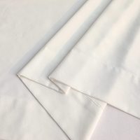 Rideaux transparents blancs en fil résistant aux rayures avec garniture à pompons pour salon chambre d'enfant chambre à coucher