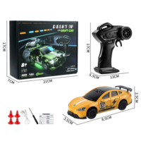 Voiture de course RC à drift 4x4 entièrement proportionnelle à l'échelle 1/64 avec chargement Type-C, véhicule de course de bureau avec 4 obstacles, mini voiture télécommandée