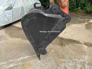 Excavatrice sur chenilles hydraulique d'occasion KUBOTA KX183-3 de 8,3T, en excellent état, prix abordable, importée du Japon - Product Image 5