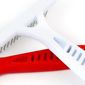 Fabriqué en plastique durable, assurant une utilisation longue durée. Produits de toilettage pour animaux de compagnie. - Product Image 4