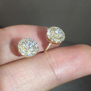 Orecchini a perno in oro bianco E1364 con diamante taglio brillante rotondo, montatura a griffe, gioielli classici da donna - Product Image 3