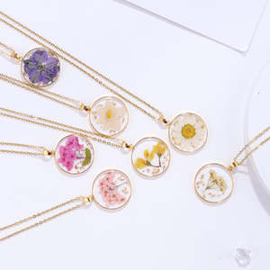Collana con ciondolo fiore essiccato elegante Design floreale personalità elegante collo gioielli creativi minimalisti <span class=keywords><strong>regali</strong></span> speciali per le donne - Product Image 4