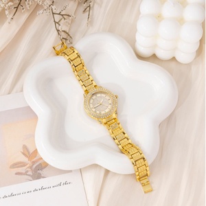 Reloj de Cuarzo para Mujer con Incrustaciones de Diamantes y Patrón Romano, Reloj de Pulsera con Diseño de Cielo Estrellado - Product Image 1