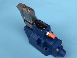 R901218100 3DREME16P-7X/200YG24K31F1V Réducteur proportionnel à trois voies avec OBE, stock d'origine - Product Image 5