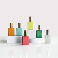 Hochwertige 15ml Quadratische Form Mattierte Farbige Glas-Sprühflasche Leere Parfümflasche Glas-Zerstäuberflasche