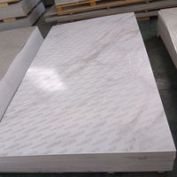 Feuille de PVC à surface lisse, feuille décorative en PVC marbré pour panneau mural, utilisation intérieure