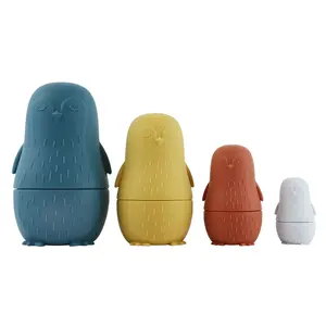 定制标志动物企鹅熊家庭婴儿筑巢娃娃2套不同颜色硅胶俄罗斯蒙特梭利玩具