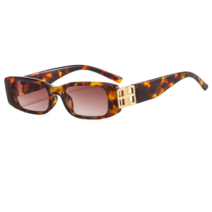 Gafas de Sol Rectangulares Estrechas Retro Y2K para Mujer, Protección UV400, Gafas de Sol Cuadradas Pequeñas para Streetwear - Product Image 3