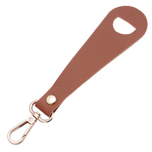 Clip para sombrero de cuero PU, clip antipérdida portátil para sombrero de sol/gorra tipo duckbill, clip de almacenamiento de sombrero estilo gancho, manos libres y sencillo. - Product Image 3