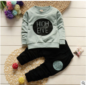 Vente flash, ensemble de vêtements pour garçons de haute qualité, vêtements pour enfants, ensembles assortis, ensembles pour l'automne - Product Image 2