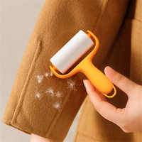 Mini rouleau anti-peluche portable avec boîte de rangement, brosse adhésive réutilisable, brosse anti-poussière et anti-cheveux, rouleau anti-poils d'animaux