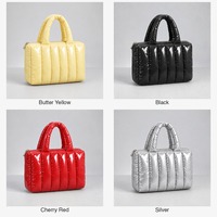 Sac à main matelassé brillant en nylon pour femme, mini sac fourre-tout avec poignée supérieure et fermeture éclair, 24x18cm, logo personnalisé, personnalisable