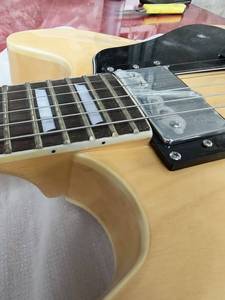 Guitare électrique semi-acoustique en vente flash, corps en acajou, double humbucker, quincaillerie chromée, PIÈCES - Product Image 4