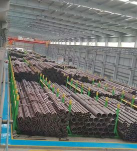 ท่อเหล็กคาร์บอน Ms Steel ERW ASTM A53 ผนังหนา สีดำ Sch40 เชื่อมติดกัน ได้รับการรับรองมาตรฐาน ISO 9001 สำหรับวัสดุก่อสร้าง มีสินค้าในสต็อกเพียงพอ - Product Image 5