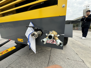 Atlas Copco XAHS400 XAVS450 XAHS450 Diesel Air Compressor 7-14bar 400-450cfm High Pressure Portable with Cummins Kubota Engine - Product Image 4