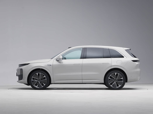 Li Auto L6 2025 Max Smart Refresh Edition 1.5T SUV <span class=keywords><strong>Hybride</strong></span> à Autonomie Étendue Double Moteur AWD Voiture Familiale de Luxe - Product Image 5