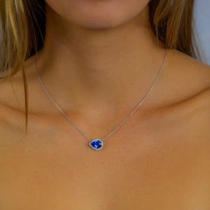 Collar de Plata de Ley 925 con Elegante Zafiro y Circonita Cúbica, Diseño Simple, Ideal para Regalo para Mujer - Product Image 4