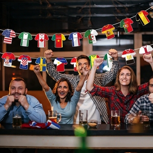 Guirlande de fanions pour le Tournoi de football 2026 États-Unis Canada Mexique – 48 drapeaux de pays pour la décoration de fêtes de supporters et fournitures sur le thème du sport - Product Image 3
