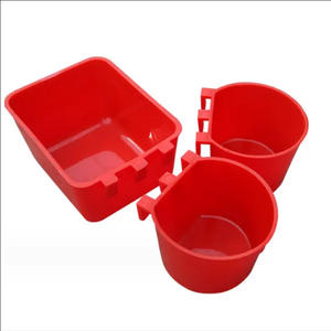 Comedero Colgante <span class=keywords><strong>para</strong></span> Jaula de Conejo <span class=keywords><strong>y</strong></span> Bebedero <span class=keywords><strong>para</strong></span> Pollo, Loro, Gallo <span class=keywords><strong>y</strong></span> Mascotas - Product Image 1