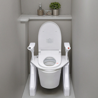 Chaise de toilette inclinable et relevable pour personnes âgées