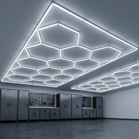 Barre lumineuse à motif nid d'abeille, éclairage Hexagrid pour station de lavage de voitures, lampe de garage, design de plafond, lumières LED hexagonales