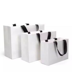 Bolsa de Papel Kraft Marrón con Logotipo Personalizado, Bolsa de Papel para Comida para Llevar, Bolsa de Regalo con Asa - Product Image 1