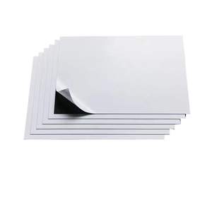 Feuille magnétique en caoutchouc souple industrielle 4x6 pouces format A4 avec une force magnétique super puissante et un dos adhésif pour l'utilisation de photos - Product Image 3