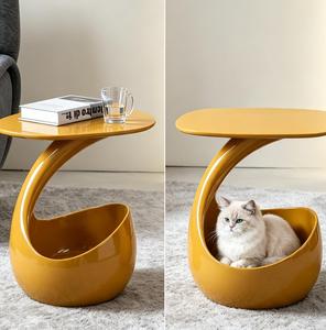 Mesa Auxiliar con Cama Oculta para Gatos, Mesa de Noche Multifuncional 2 en 1 con Acabado Brillante y Almacenamiento, Elegante Mueble para Mascotas - Product Image 1