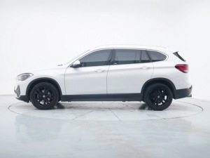 Nouvelle Arrivée - <span class=keywords><strong>BMW</strong></span> X1 2020 d'occasion à conduite à gauche, édition Fashion 20Li revisée, SUV essence de luxe à <span class=keywords><strong>prix</strong></span> d'usine - Product Image 4