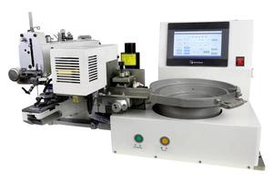 Macchina da Cucire Industriale Jukis 1377 per Attaccare Bottoni con Punto a Croce, Venduta in BELARUS, RIGA, ESTONIA, DANMARKA, OLANDESE, Olanda - Product Image 6