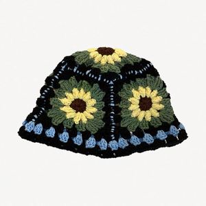 Chapeau Bob Unisexe en Crochet Fait Main avec Broderie 3D Motif Fleur, Idéal Plage et Affaires, Vente en Gros - Product Image 5