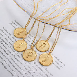 थोक सर्कल लटकन हार 16 पत्र हार स्टेनलेस स्टील सोना मढ़वाया ऐंग्लो-सैक्सन भाषा पत्र हार के लिए महिलाओं और पुरुषों - Product Image 5