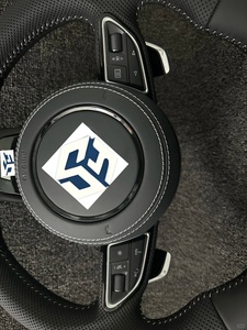 Volante in pelle RS per Audi <span class=keywords><strong>A3</strong></span> <span class=keywords><strong>8Y</strong></span> 8P 8V B8 B9 TTS A4 B8 B8.5 A5 A6 C6 C7 C8 4F A7 A8 Q3 Q5 S3 8V S4 S5 Rs3 Rs4 Rs5 Rs7 Tt - Product Image 5