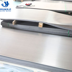 Malla Metálica Perforada de Acero Pre-Pintada de Fácil Instalación y Económica para Renovación de Fachadas de Edificios Antiguos, Corte Personalizado Incluido - Product Image 2