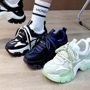 Chaussures Chunky Dad pour femmes, chaussures de marche décontractées et tendance avec semelle épaisse pour le printemps, l'été, l'automne, utilisation sportive - Product Image 6