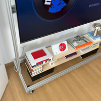 Support TV mobile en profilé aluminium avec étagère de rangement en contreplaqué de bouleau, chariot TV autoportant à roulettes pour salon et écran de moniteur