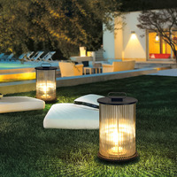 Lumières solaires d'herbe de l'acier inoxydable LED pour l'extérieur villa rétro lustre en cristal européen E26 ampoule restaurant d'intérieur utilisation à distance