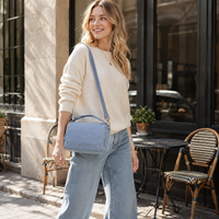 Sac en jean à fermeture éclair en forme de croissant, grande capacité, design souple pour collections de boutiques, production OEM personnalisable, fourniture en marque privée