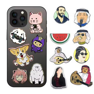 Insignias Metálicas Personalizadas de Gran Volumen con Diseños Adorables, Logotipos Personalizados, Pegatinas Metálicas, Calcomanías para Teléfonos - Product Image 3