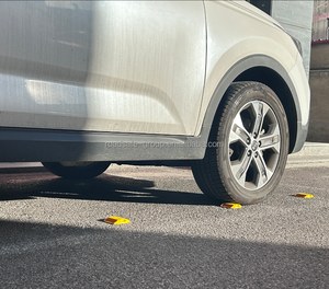 ROADSAFE - Marcador de Pavimento Elevado Tipo Ojo de Gato, 100*90*17mm, Plástico ABS Amarillo, Reflector Blanco, Tachuela Vial - Product Image 6