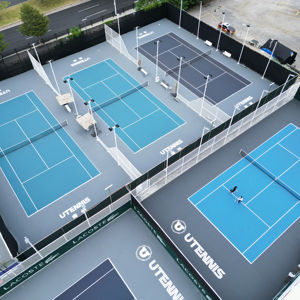 Pista de Pádel Panorámica para Exteriores con Certificación CE Premium, Iluminación LED de Vidrio Templado, Construcción de Acero Inoxidable y PE, Galvanizado en Caliente - Product Image 1