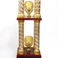 Nouveau trophée en métal de prix de sports de football multicouche de conception unique grand avec tasse haute de base en bois de logo personnalisé