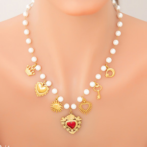 Collier pendentif cœur en perles de qualité AAA, plaqué or 18 carats, avec breloques couronne, soleil, lune et clé, bijoux pour femme à porter au quotidien - Product Image 1