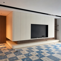 Meuble TV mural intégré moderne, armoire de salon sur mesure, système de rangement de qualité ENF, console multimédia du sol au plafond
