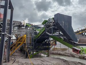 מכירת חיסול! מחיר מכונת ריסוק בטון סינית, עיצוב ייצור סיני, מכונת ריסוק אבן גיר ניידת על מסילה - Product Image 6