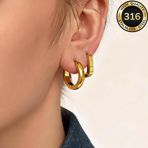 2 paires de boucles d'oreilles carrées minimalistes européennes et américaines, en acier titane, plaquées or, géométriques, simples, style ins - Product Image 3