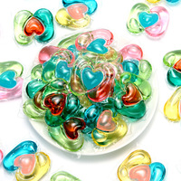 Perles de lessive à trois compartiments, trois-en-un, puissant détachant, parfum floral fruité longue durée, lessive ultra-concentrée